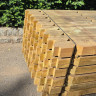 V-Notched Posts Green